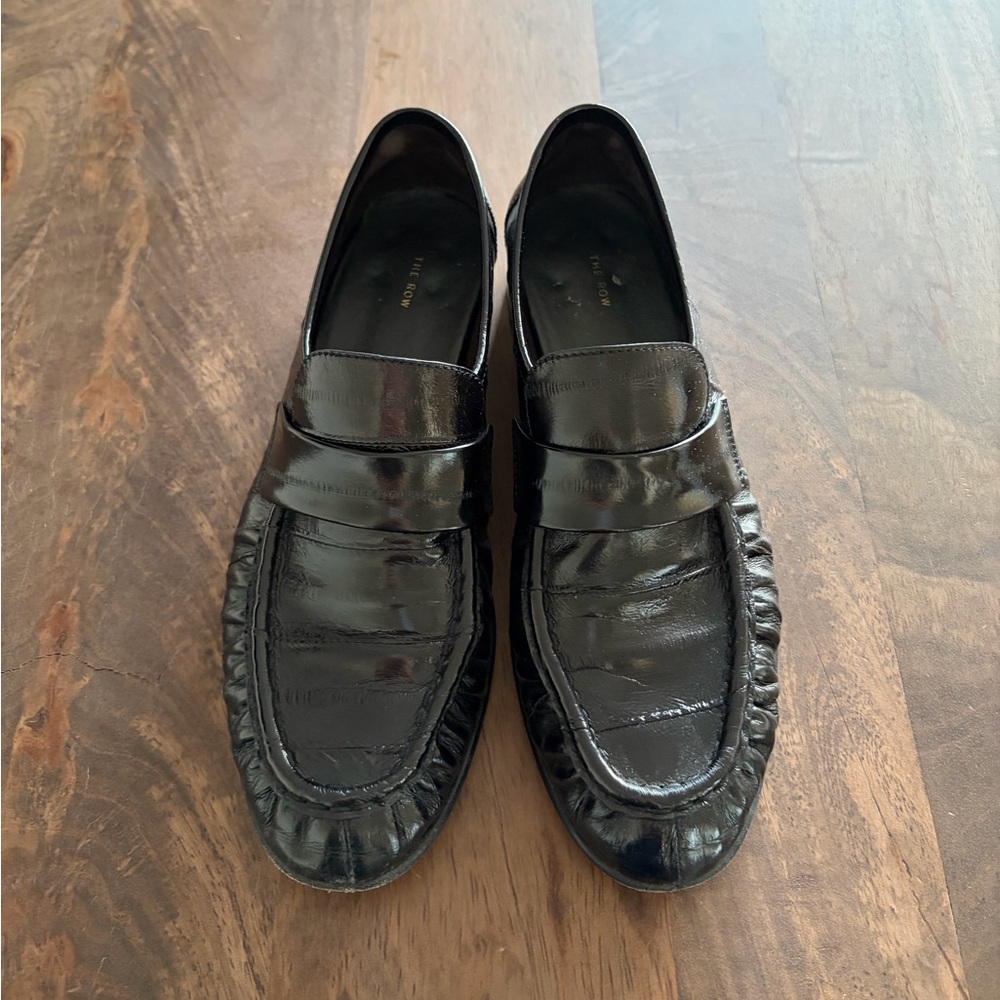 THE ROW soft loafer